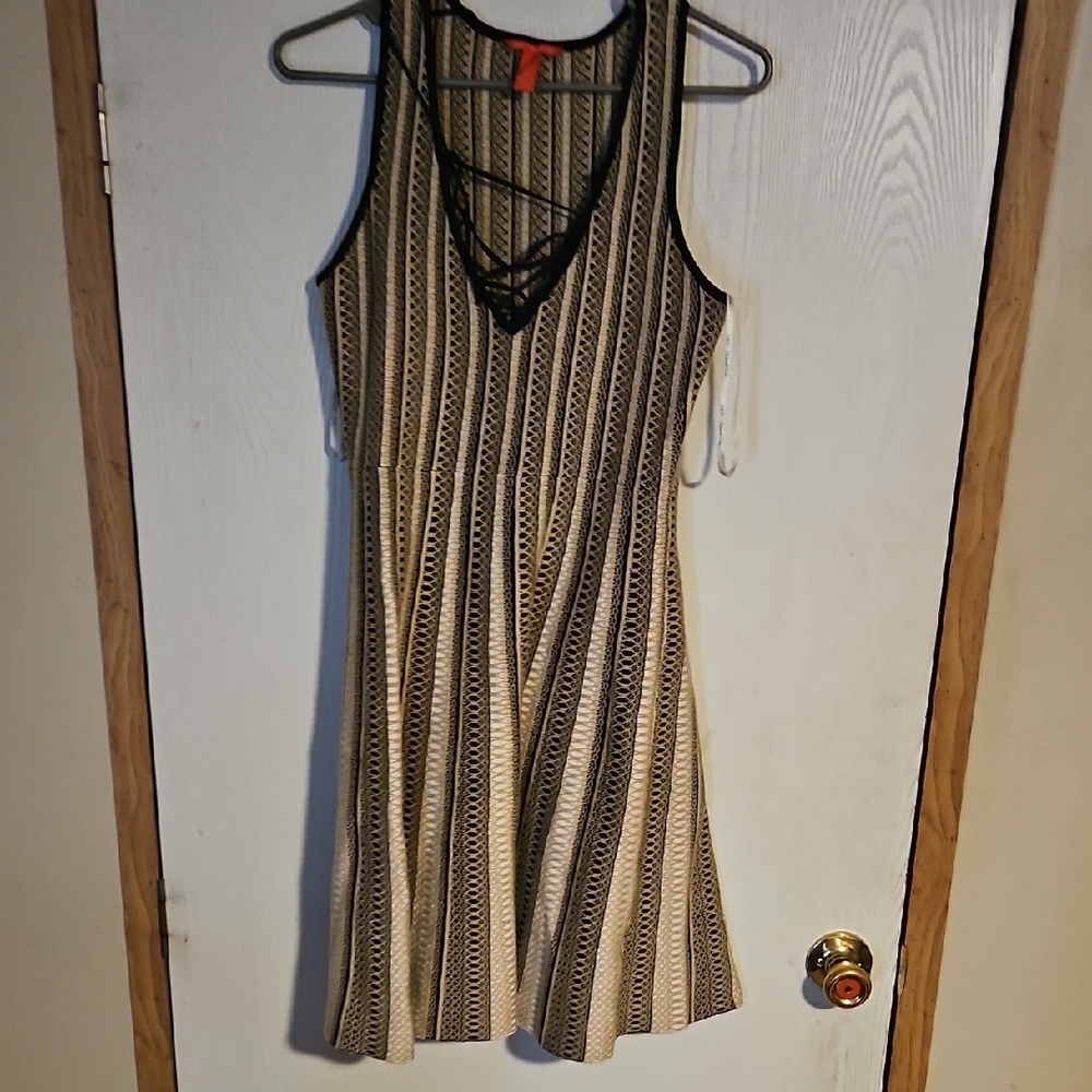 Chelsea & Violet Black and Cream Maxi Dress